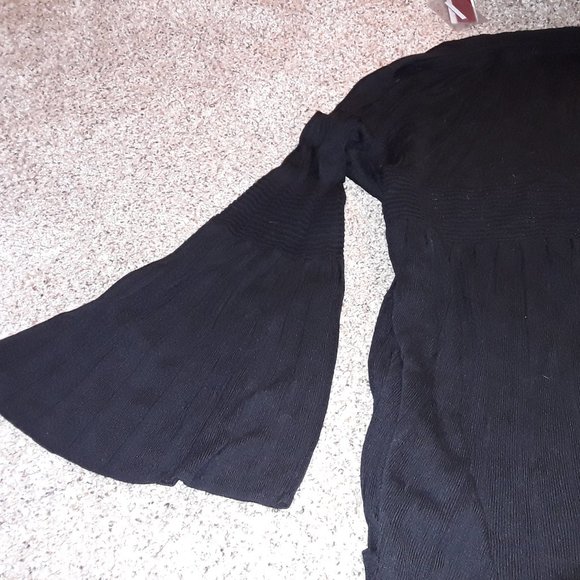 New- RED brand flared sleeve, black sweater from Stein Mart: Women's Size Medium - Picture 2 of 7